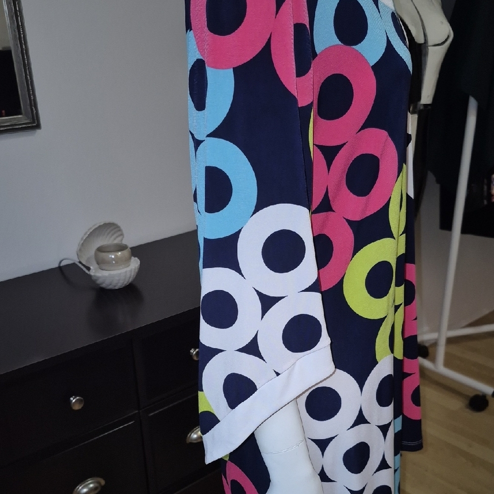 Geometric Pattern Women's Tunic Top - Picture 4 of 5